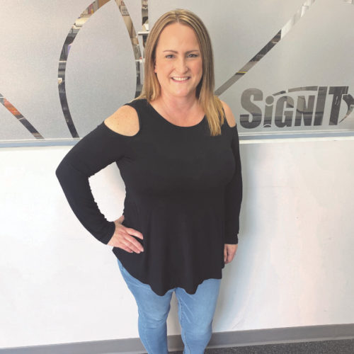 OmahaSignIT's tweet image. Take a minute to wish our Graphic Designer, Megan, a happy birthday!!! #WeAreSignIT