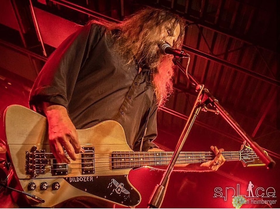 theLennardJames's tweet photo. Humpday Hell🤘🐟🤘 Remembering live shows...with Dildozer Schnitzengiggle! 📸 by @therockinal 
#bassguitar #singer #rocknroll #darkpoet #thunderbird #covid19 #lockdown #ratbastardsyndicate #concertphotography #rockphotography https://t.co/5Zs0UJz0jN
