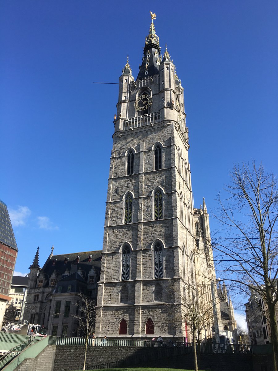 mutley7781's tweet photo. @ColorsAndStones @Horatioforever The dragon certainly is awesome, but so is the Belfort in #Ghent.
Lookout 👀 for the replica dragon on the spire. Also, there is the amazing drum mechanism for the carillon bells.
#FantasticalBeasts https://t.co/4fzO6w5c1b