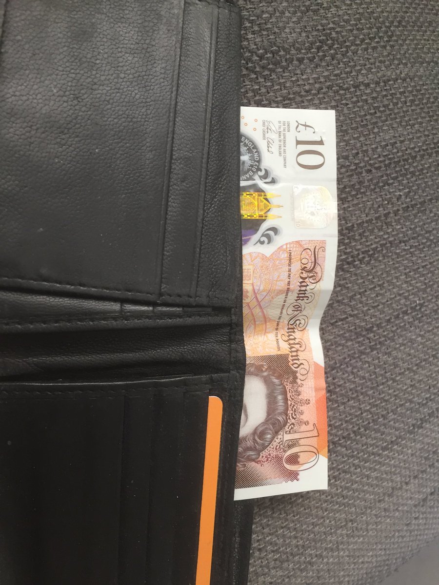 birderdave's tweet photo. This Ten pound note has been the only note in my wallet for 24 days. When the pubs were open, it wouldn’t have lasted 24 minutes. #lockdownsaving https://t.co/G0bTVK0t0n