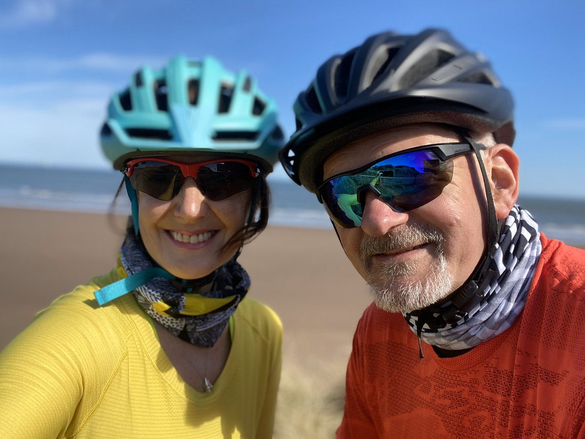 andreakjgreig's tweet photo. Our exercise today was a cycle ride around Montrose Basin with a detour to the beach. #dailyexercise #cycle #cyclelocal #bikeride #sunnycycle #explorewhereyoulive #scenicroute #beachvisit #eastcoastscotland #scotland #thesweatlife #lululemonchallenge #StaySafeStayHealthy https://t.co/a2PWwVVOIQ