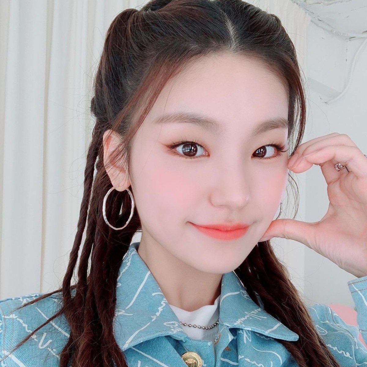 ares_yeji's tweet photo. i miss y'all 🥺 https://t.co/6CHBygZyRB