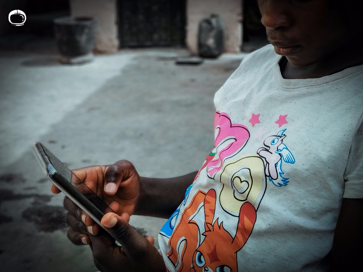 Cryptovill_'s tweet photo. It is not uncommon for parents to ban their teenage kids from using certain technologies due to their fear of the unknown &amp; public opinion. 
At Cryptovill, we believe it's better to teach teenagers the proper way to use these technologies than ban them from using it.
#TechNews https://t.co/2u9jaKfkw1