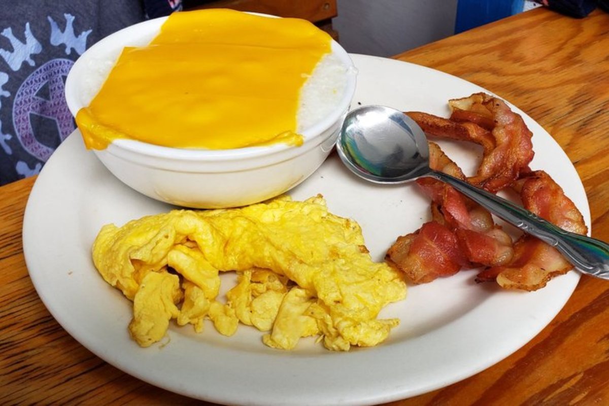 CrackedConchFL's tweet photo. Comfort food at its best! Have you made any delicious meals recently? https://t.co/bpeQySlZfI