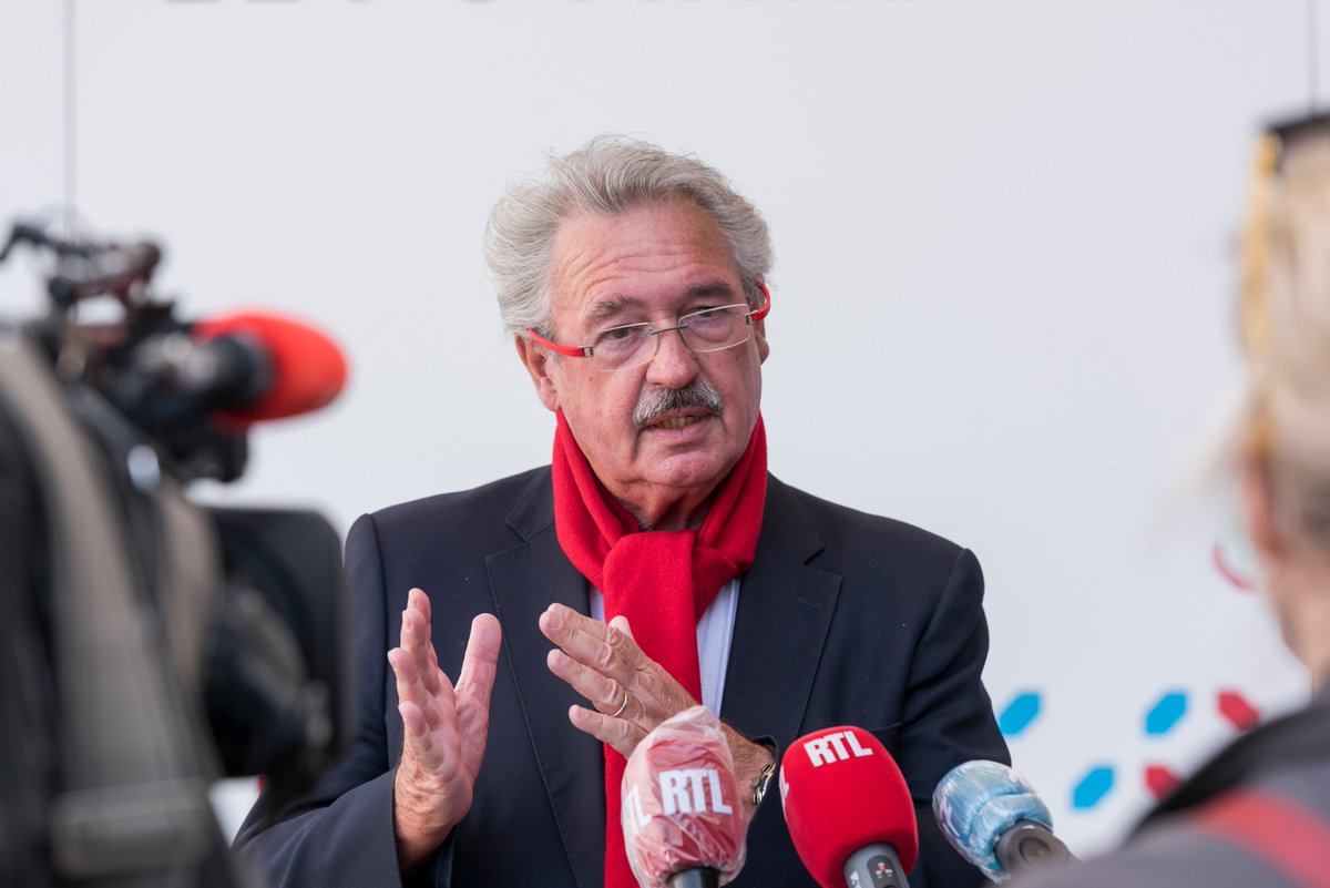 Today, a group of unaccompanied minors from the 🇬🇷 islands Chios, Samos &amp; Lesbos arrived in #Luxembourg. With the #relocation of those unaccompanied minors from #Greece we want to pave the way for more #European #Solidarity 🇪🇺