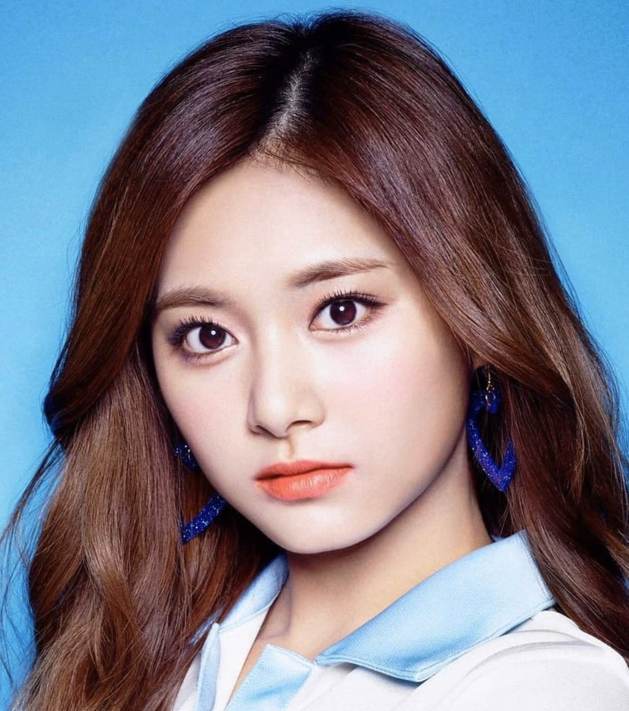 𝓡𝓘 𝓝𝓐 Twice M1013 人中深い子多いですよね 研究していると大体のモノマネメイクが人中 に影を足すのでそれで あ ここが深いのか なるほど ってなりました Twitter