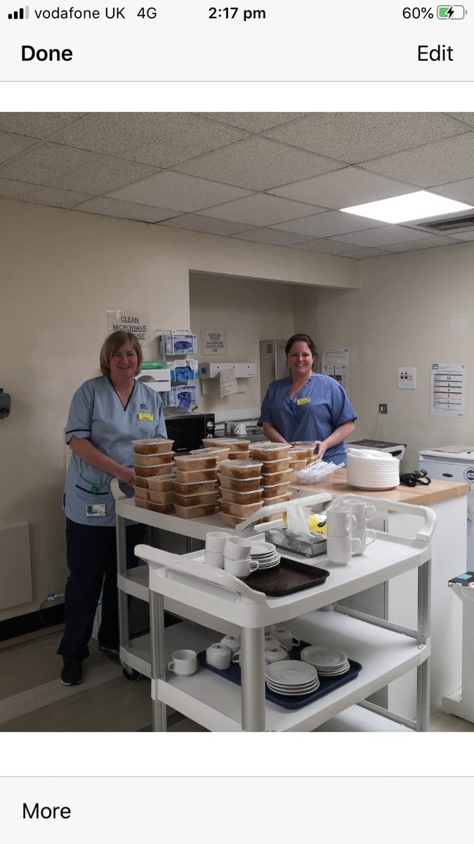 Thank you to the Sikh community for delivering lunch to the Vale of Leven Staff today <a href="/MargaretORour16/">Margaret O'Rourke</a> <a href="/NHSGGC/">NHS Greater Glasgow and Clyde</a> <a href="/ramsay71/">Gillian Ramsay</a> @esommerville1