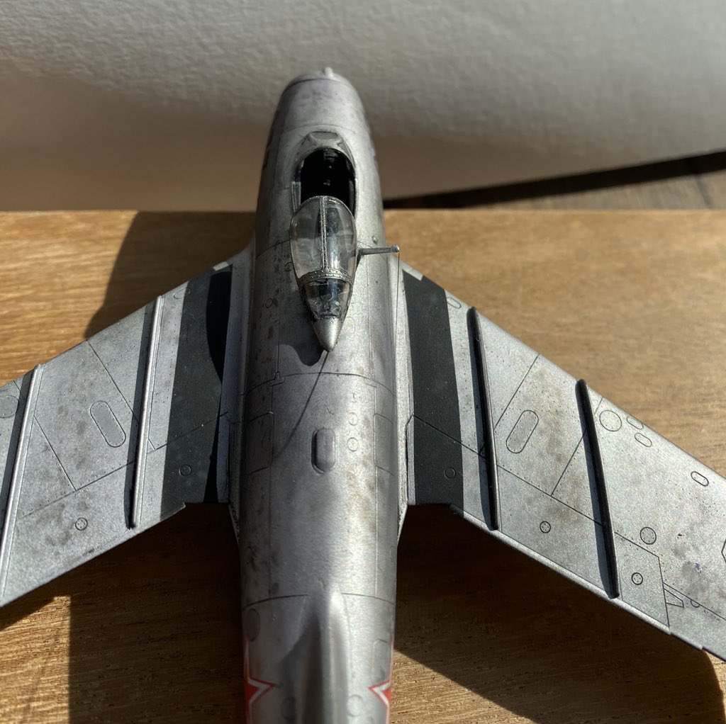 bulldogscalem's tweet photo. ✈️Mig-15
📏1/72
🛠Eduard Profipack
🎨 MrHobby Mr.Finishing Surface 1500 Black
Ak 479 aluminium , Mix of Tamiya paints and Mr Hobby.
#scalemodel #scalemodelling #scalemodeling #scaleairplane
#scalemodelkit #scalemodeler #eduardmodels https://t.co/KLHzA1MAQP