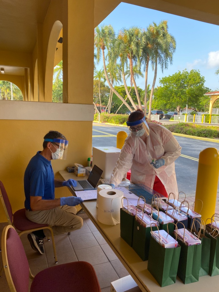 KBCFoundation1's tweet image. Key Biscayne's Appointment-Only Drive-Thru COVID-19 Testing Center is fully operational. Please visit kbcovidtesting.org if you would like to be tested.

*PLEASE: No Golf Carts at Testing Site. Golf carts leave technicians too exposed.

#COVID19 #keybiscayne #FlattenTheCurve