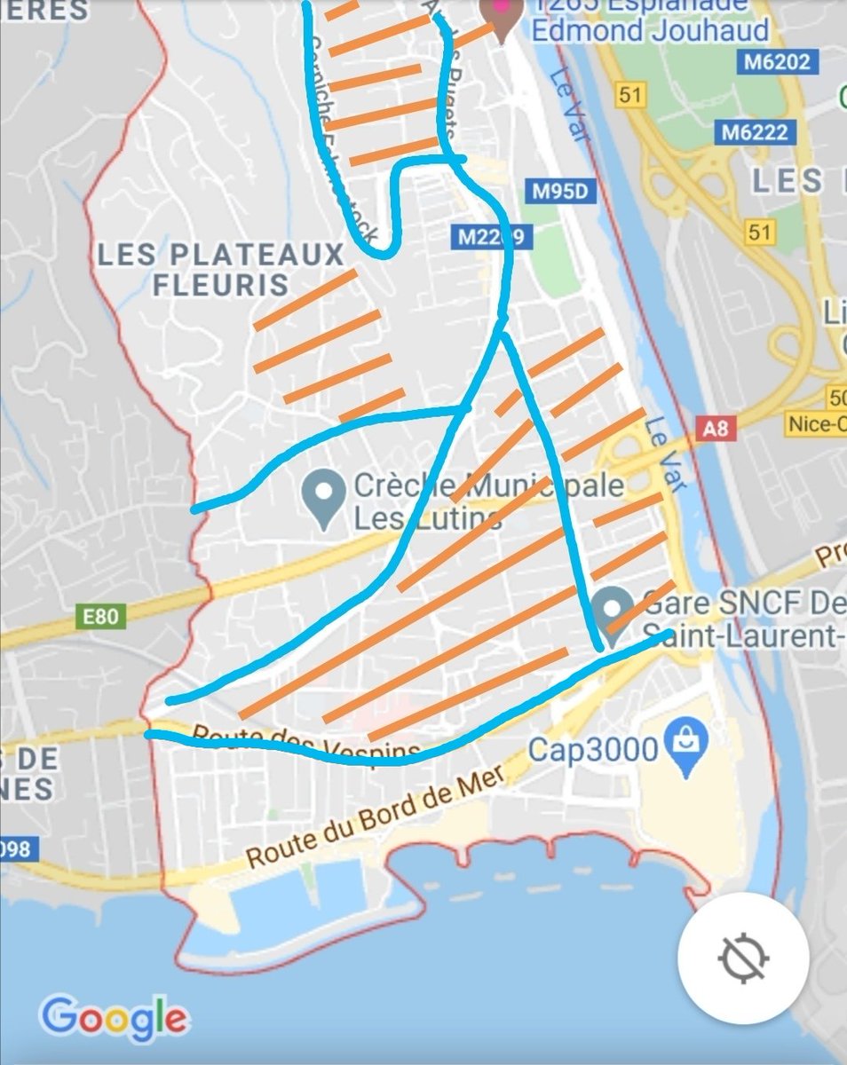Cyril_Cousinie's tweet image. Bonjour à tous,
Voici ma proposition "Oxygène" pour #slv06. En rayures rouges les quartiers où seront condamnées toutes les routes de délestage : elles n'ont pas vocation à absorber le trafic.
En tracé bleu : les voies qui deviendront 100% cyclables et piétonnables.