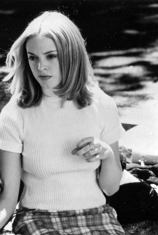 Rose McGowanMovies:Scream Jawbreaker THOUGHTS:-Rose McGowan as Courtney in Jawbreaker is EYE-fcking-conic.-Courtney walked so that Regina George can run-Her Death in Scream is the most original death ever made in horror.