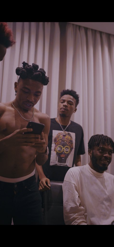 Mayorkun's tweet photo. More music dot com 😂😂😂 https://t.co/aoyqBBGeXn