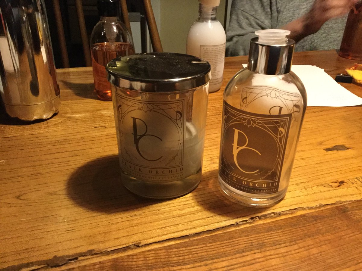 halfcutcandles's tweet photo. First draft of the PC #blackorchid larger candle and diffuser 
#candles #candle #diffuser #scent #Excited #exciting #new #product #design #cosmetic #home #work #Workathome #love #beauty #style #fashion #handmade #launch #skincare #homedesign https://t.co/qksNPq5RC9