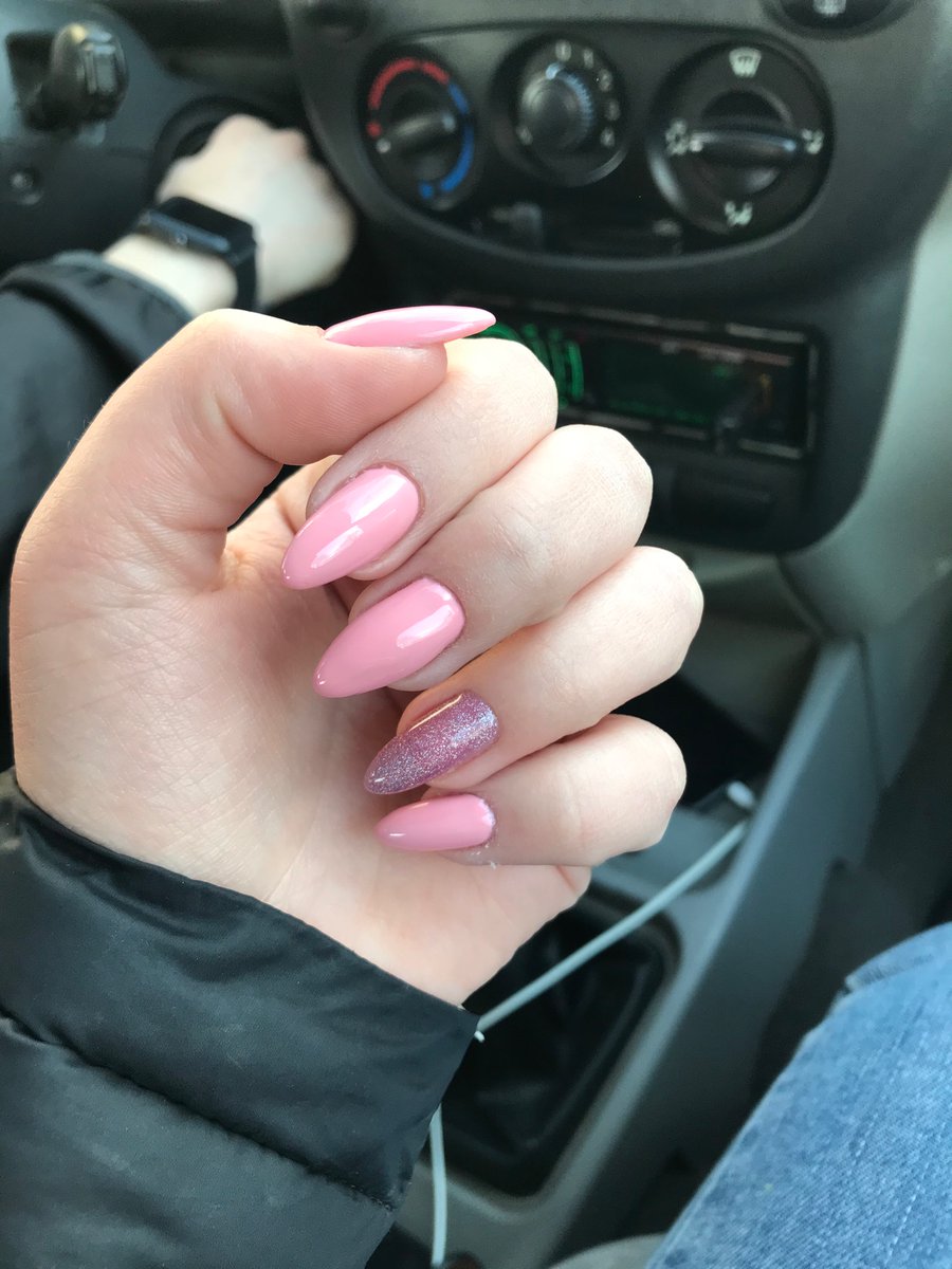 kill_me99's tweet photo. Нежность😍 https://t.co/bNoDFB14Jk