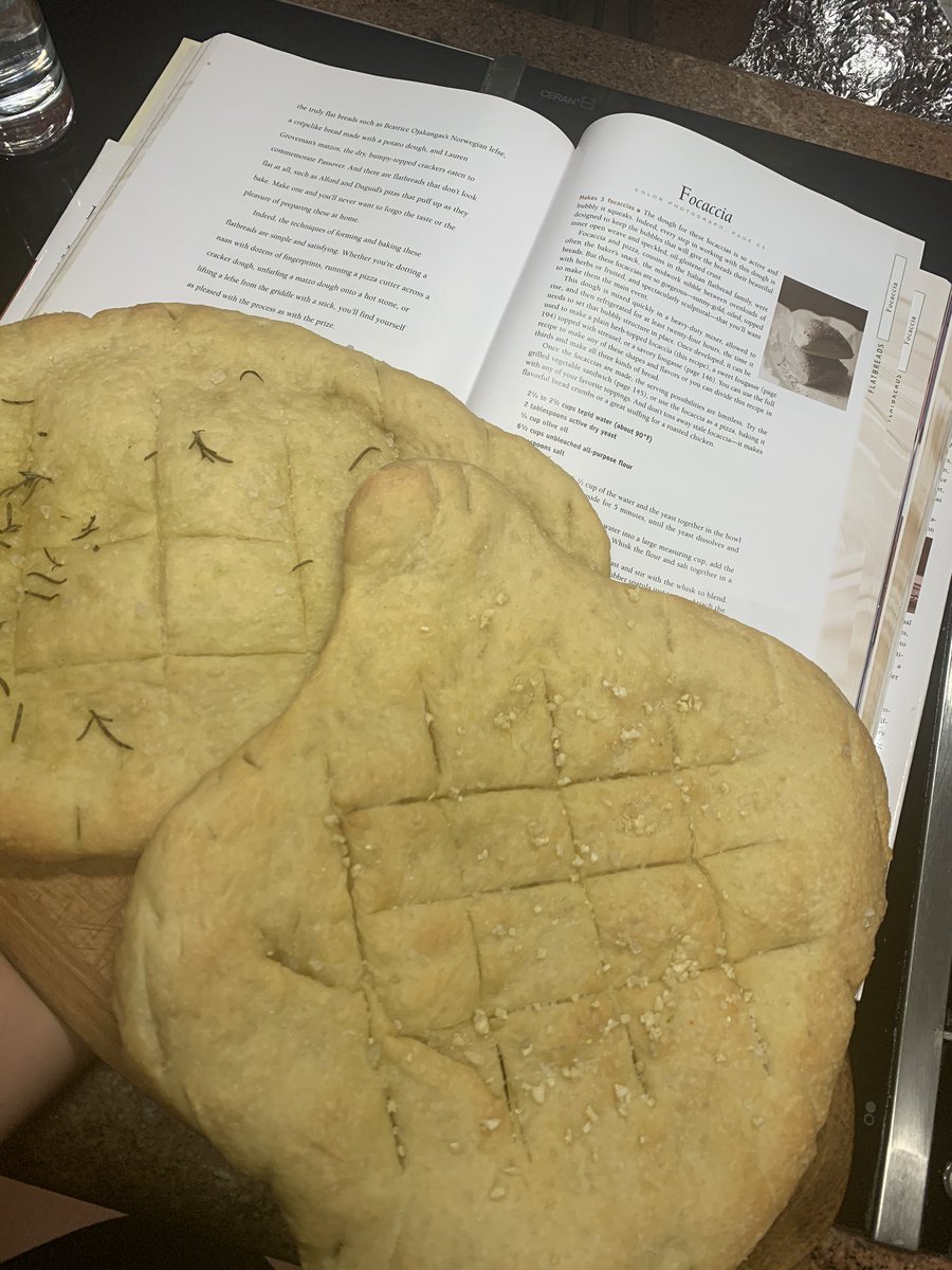 _dani_ella_12's tweet image. Through the years, I have always found peace in the kitchen. My greatest hobby has always been cooking - the more I cook, the happier I am. This lock down has allowed me to explore my passion and better it. So here are some dishes I made this lock down - Part 1.