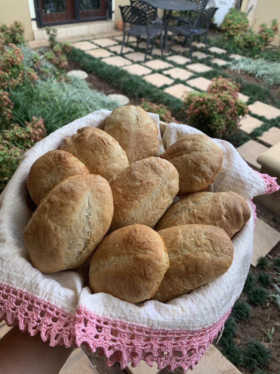 _dani_ella_12's tweet image. Through the years, I have always found peace in the kitchen. My greatest hobby has always been cooking - the more I cook, the happier I am. This lock down has allowed me to explore my passion and better it. So here are some dishes I made this lock down - Part 1.