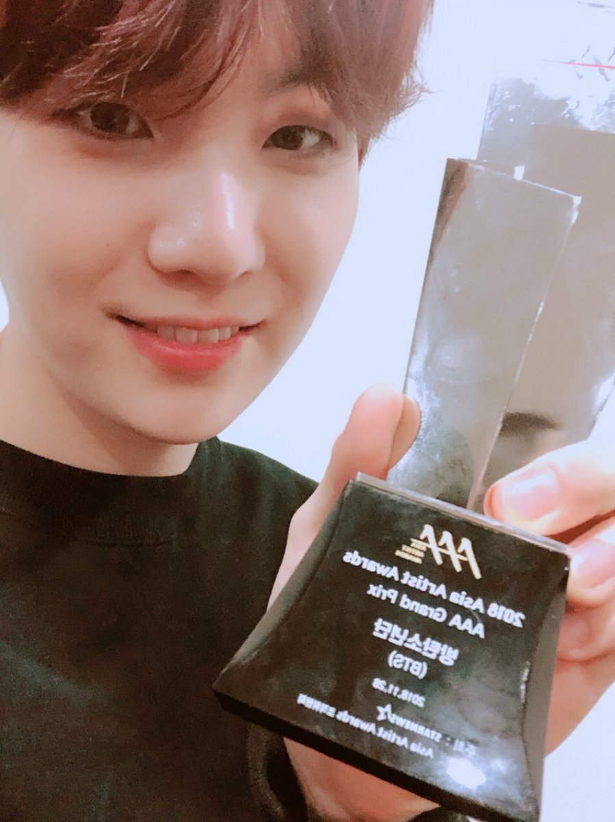 Yoongi with trophies, an endless love - a thread