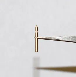 OxfordAtomic's tweet photo. New product for EM tomography:  Cu alloy pins for 360 deg. sample viewing. This hardened Cu-alloy tomographic pin is carefully machined to mount samples at a controlled orientation during FIB. This makes the pin an ideal holder for samples that must be kept in a rigid orientation https://t.co/l8SBGkUZC4