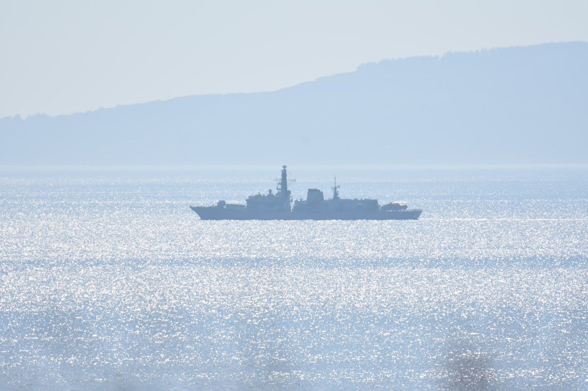 @HMSSutherland I spy with my little eye...    #FightingClan 👀   @NavyLookout @RNinScotland