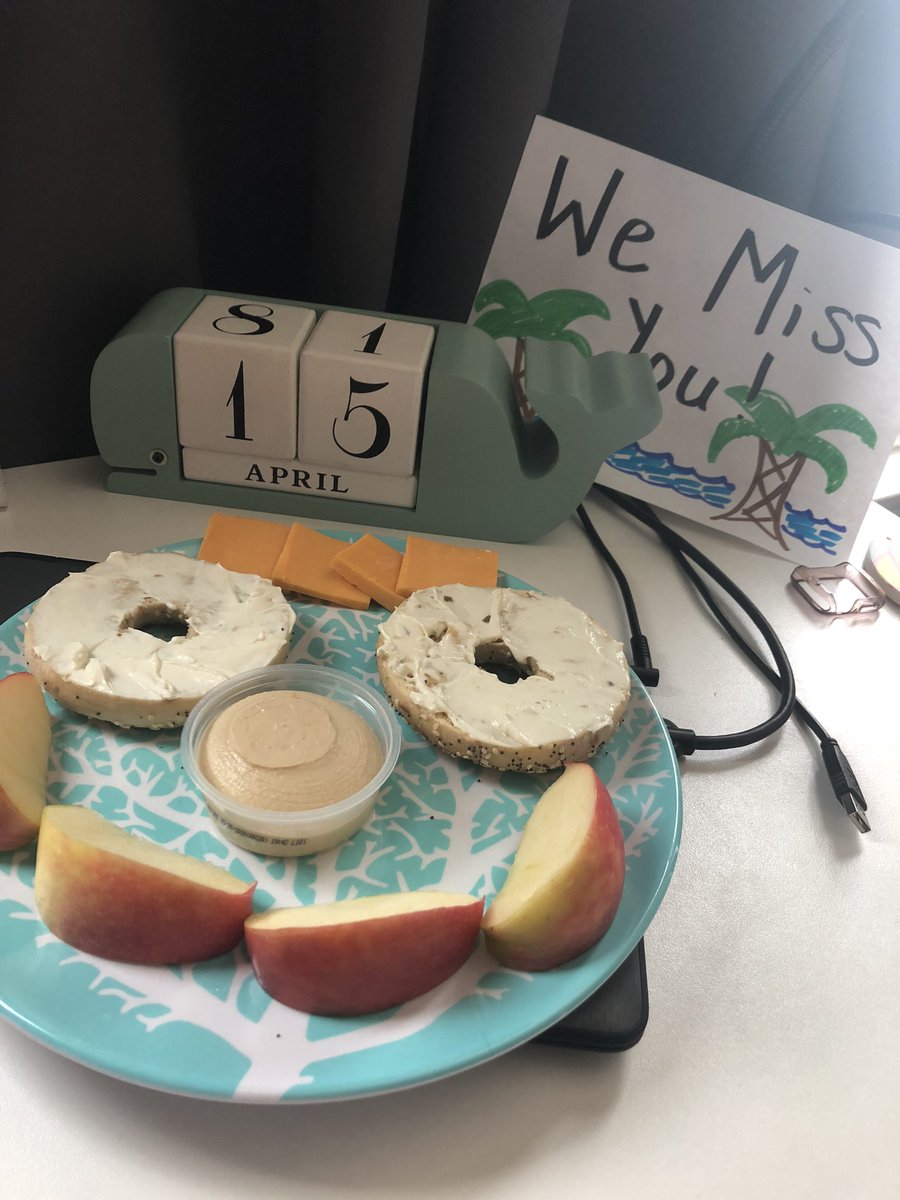 SRHS_MsCrawford's tweet photo. Halfway through April! Make sure to come visit your teachers during office hours, we love seeing your faces! Enjoy this #breakfastface https://t.co/Ku1CBcElU4
