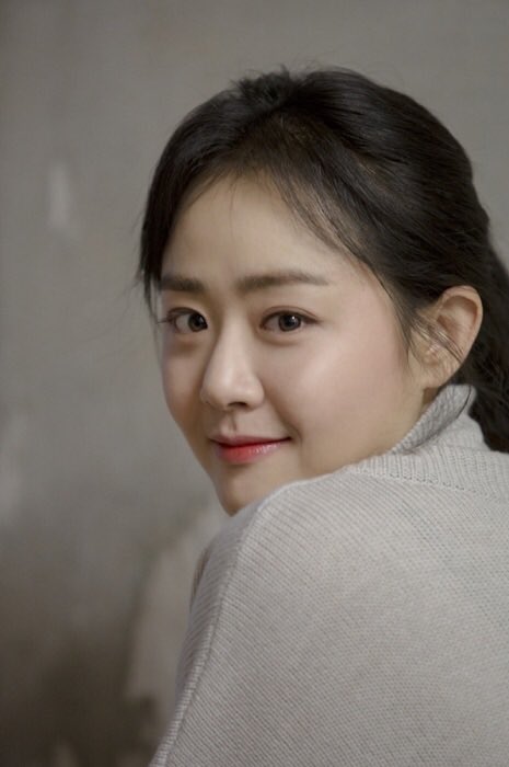 which drama/movie/variety show etc you first knew this actress?actress: moon geun young