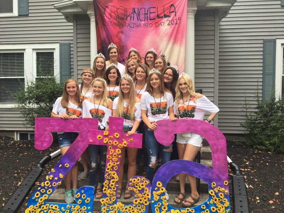 bellaorofino15's tweet photo. I was super encouraged to get involved at ONU and I’m so glad I did. I’m not only playing golf, I also joined a sorority, student senate and NSNA. #whyD3 #InvolvedatONU @PBGolfnation @ONU_SAAC https://t.co/E5GvH5rbrK