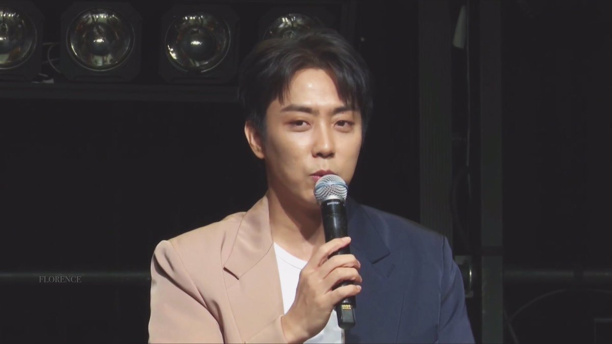 ffflorence425's tweet photo. 20200415 씨즌 라이브
✨✨✨

#은지원_데뷔_23주년축하해
#은지원 #EUNJIWON #G1 #殷志源 #ウンジウォン #젝스키스 #SECHSKIES https://t.co/IbjsWiIJAf