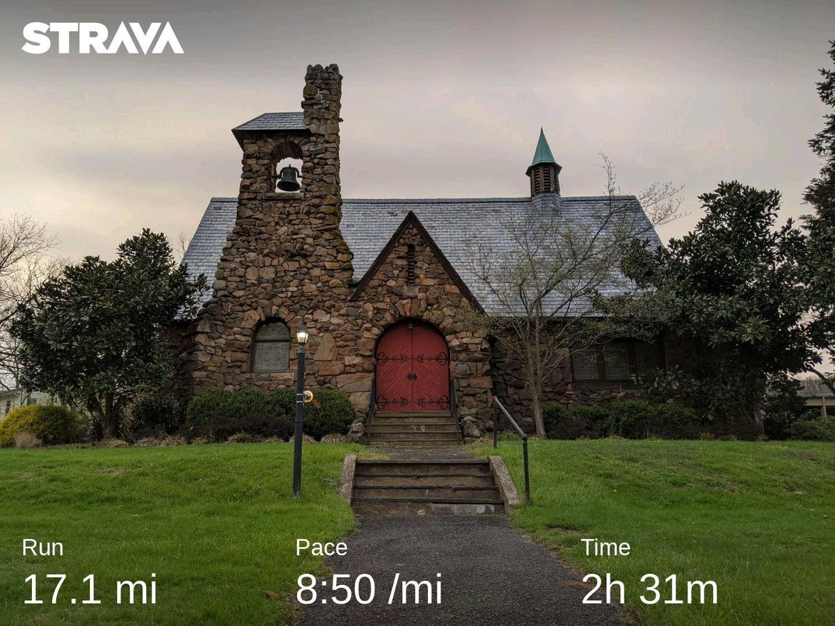 FrancisShanahan's tweet photo. The houses of the holy #longrun #makeSportADailyHabit #coronaRunning #JustDoIt #running https://t.co/snCs8dpGSg