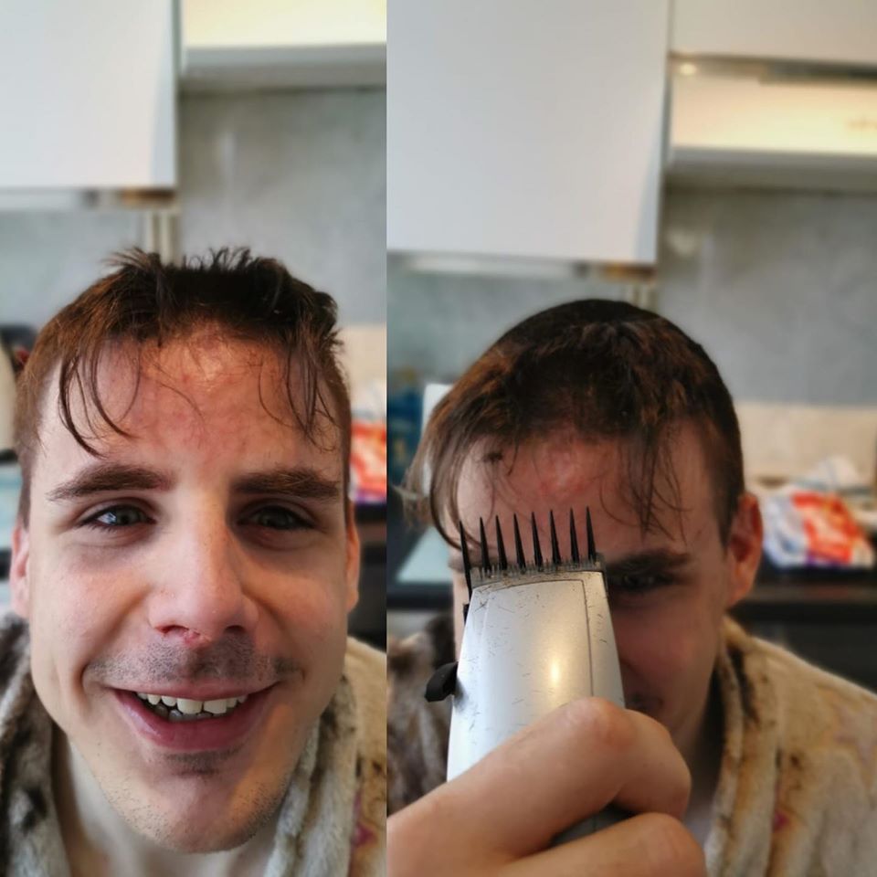 LinkageCT's tweet photo. Or...do what Carl, who we support through #LinkageCare, did and have a go yourself. 

It doesn't look half bad you know. We think he can add #hairdressing to his list of interests alongside tennis, football and going to the gym.😁

#brave #homehaircut #newprofession #havingalaugh https://t.co/1ThfrgwAKy