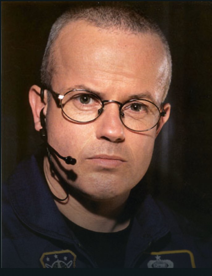 Next week 22 April 1PM PDT ( 9PM IN THE UK) my guest will be the fabulous <a href="/TheGaryJones/">Gary Jones</a> Join us over on <a href="/instagram/">Instagram</a> for #HathorHosts