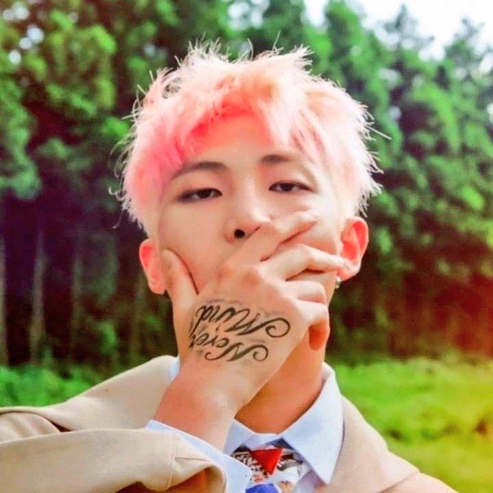 namjoon with pink hair. a much needed thread:
