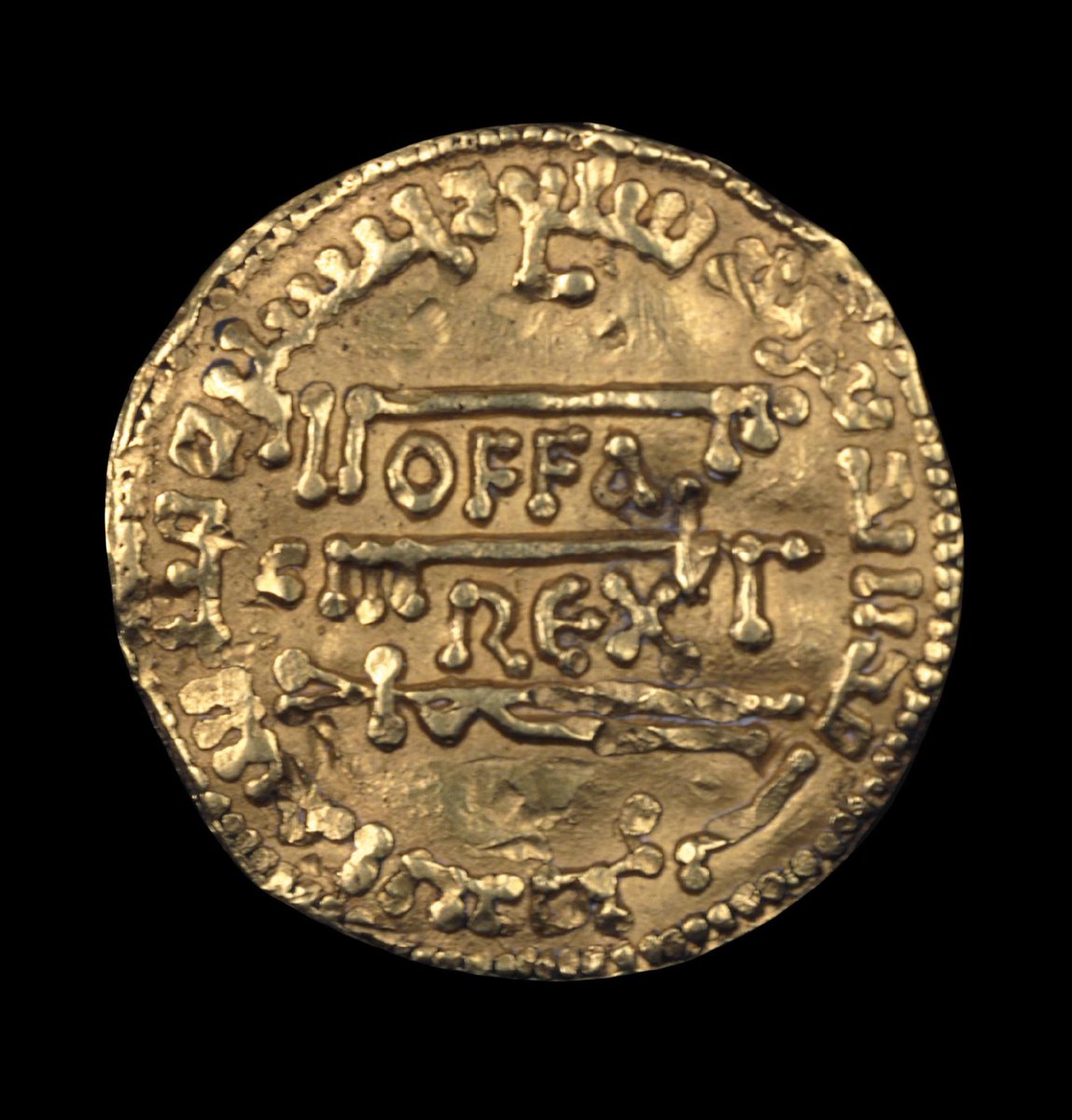 Putting your name on money transfers to buttress or appropriate authority in times of crisis is very much a Medieval Thingᵀᴹ. Offa gave the pope dinars signed with his name to get some of the great standing of Arabic coinage. It's an old trick.