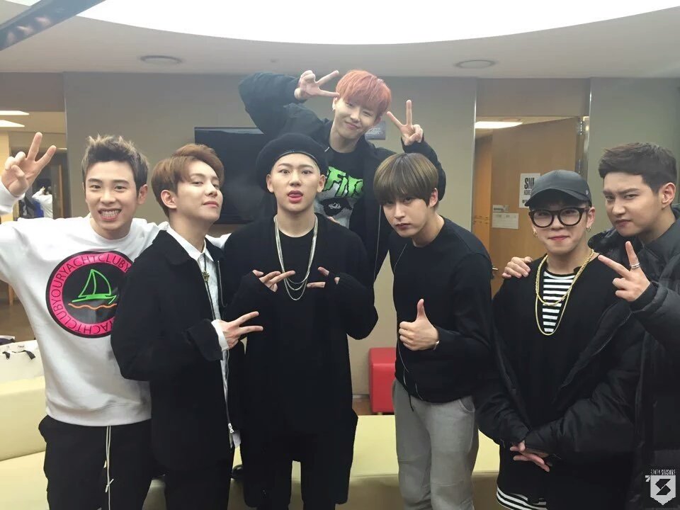 xukbud__'s tweet photo. I'm so happy to met you 💓
l will always support you🖤
thank you for everything 💛
Love u and miss u
@blockb_official 
#9년동안_빛이_되어준_블락비
#9YearsWithBlockB https://t.co/ASqPDwpdW1
