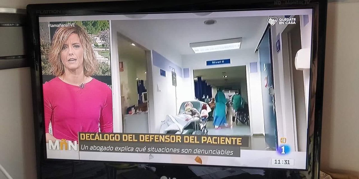 drantoniogil's tweet photo. Más de 26.000 sanitarios contagiados, falta de EPIs. 
Cirujanos o ginecólogos tratando neumonías por falta de personal.  
Profesionales jugándose el tipo de forma voluntaria.
Y ahora los medios explicando como nos pueden denunciar ¿Este es el respeto que merecemos? https://t.co/MB41I1wXwo