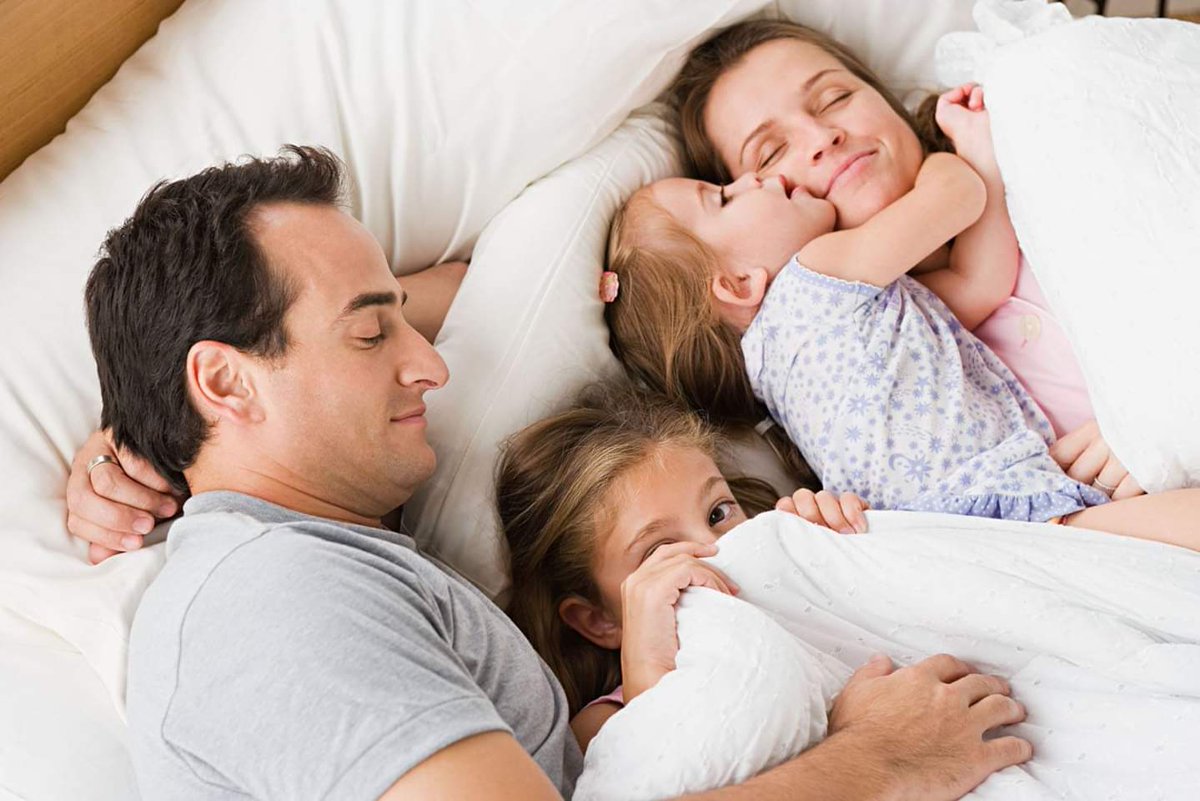 HomeProServs's tweet photo. What's better than moving into your new home? Probably that first morning waking up in it!!! Give us a call for the home inspection and be closer to those new memories! #WelcomeHome #WednesdayMotivation #WednesdayWisdom #HumpDay #Family #HomeSweetHome https://t.co/NssGOARgfJ