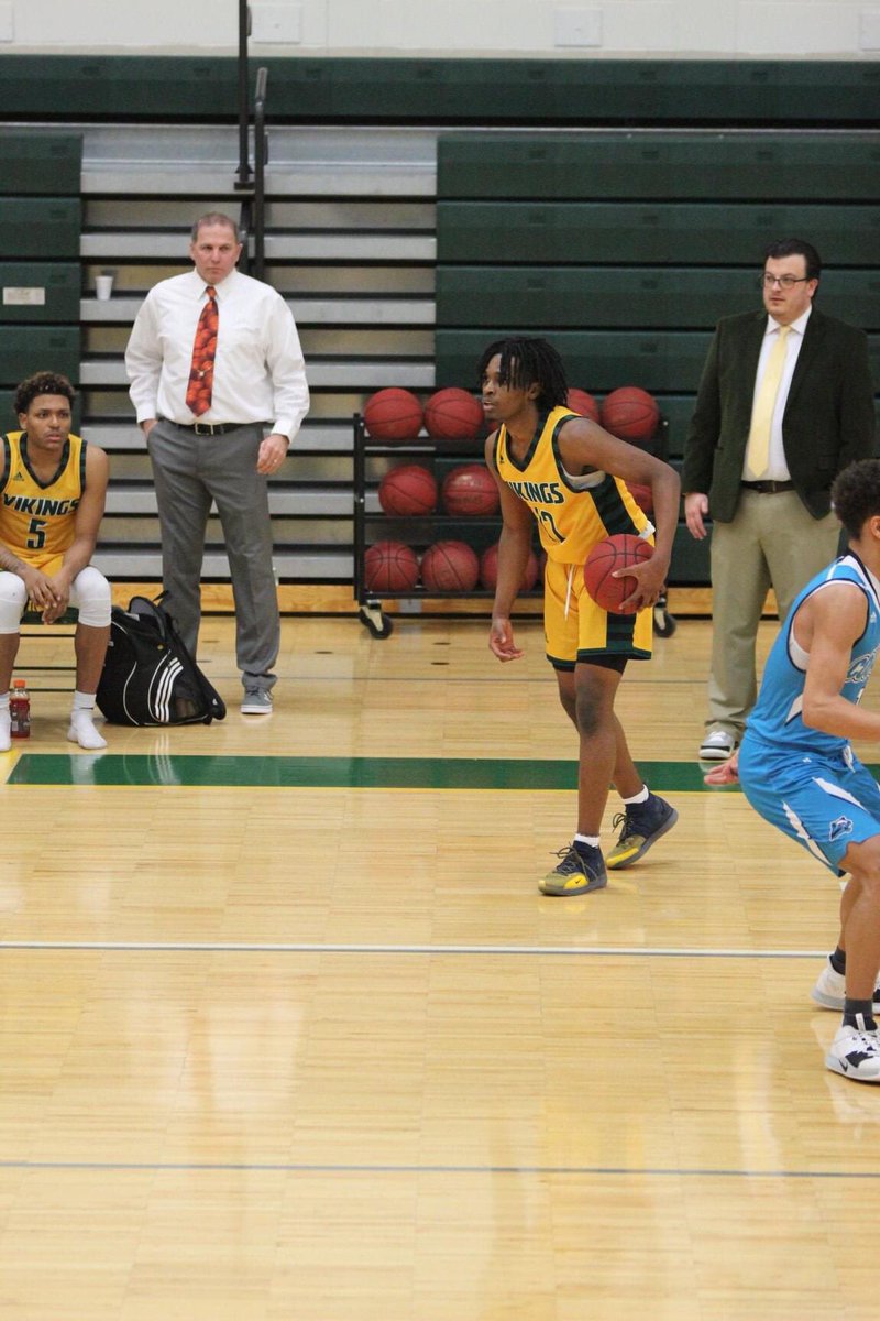 coachvictor13's tweet photo. Happy Birthday to our 2 PG’s: @dada_realist and @Rezi_D12 
We hope it is a great #VikingBirthday https://t.co/nNUbmg26BR