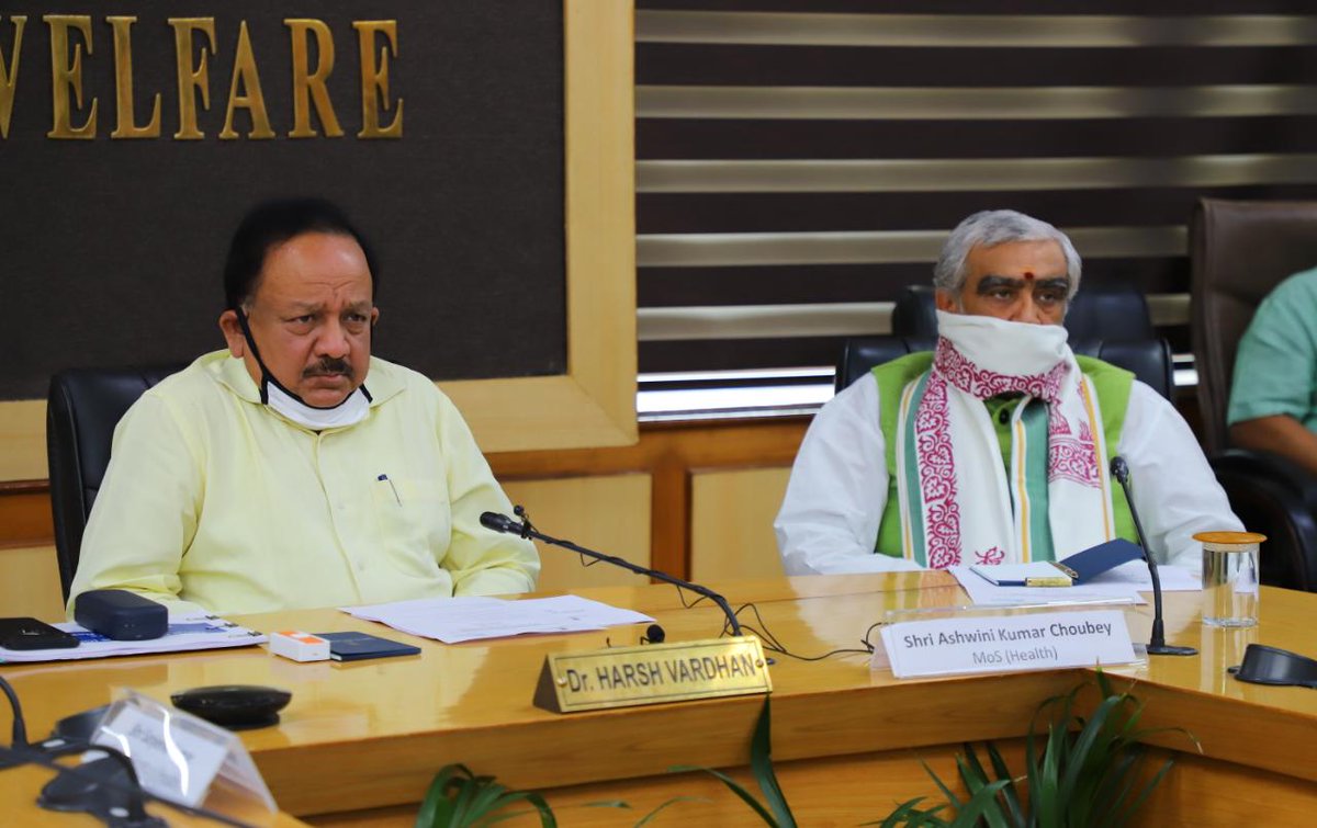 drharshvardhan's tweet photo. In my interaction with @WHO field staff,I recalled how I had successfully tapped their skills, energy &amp; experience in my #polio eradication mission. I thanked them for joining me once again, this time in #COVID2019 containment &amp; exhorted them to work closely with all stakeholders https://t.co/CHVqXeT1DC