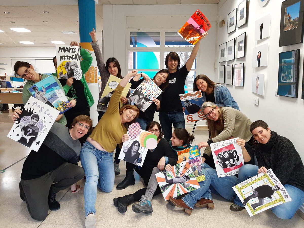joventutdiba's tweet photo. Em descobreixo #howARTyou? Fomenta #autoconeixement com a primer pas per a la millora de #autoestima Fem cartells de  #superherois #superheroines per reconèixer #fortaleses #superpoders #queemfadiferent #quepucaportar #cosesdequeparlar #art #creativitat ▶️https://t.co/R3VVSbgeg6 https://t.co/AZAwB9svau