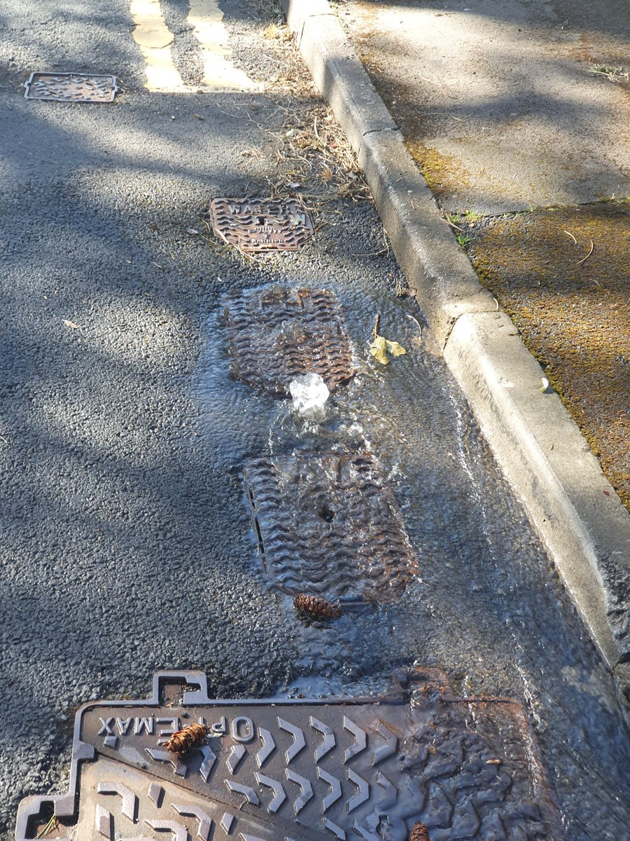 NMREllis's tweet photo. @DwrCymru  there seems to be an issue at the entrance of new road , Cilfrew, neath. SA108LL https://t.co/cBGskUUC26