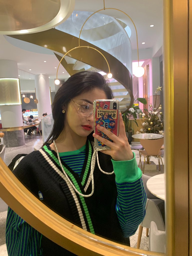 zhyejo's tweet photo. 💚💚 https://t.co/JDnUPh9w1P