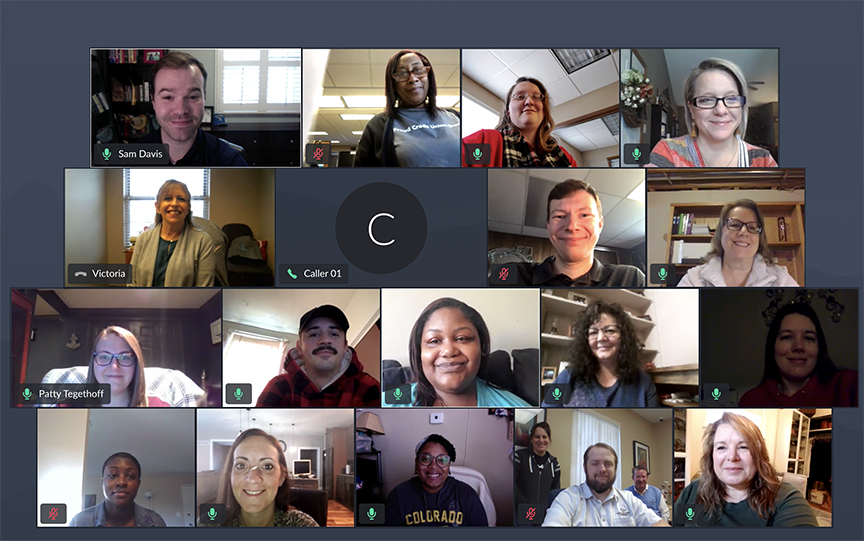 Our morning virtual team meeting! 😄 #Newnormal #Socialdistancing  #Remoteteamwork