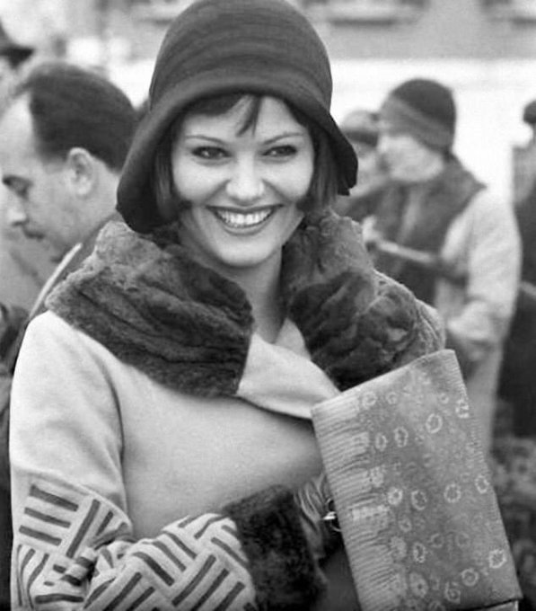 Happy 82nd Birthday to  Claudia Cardinale! (April 15, 1938)
¡Feliz 82 cumpleaños a Claudia Cardinale! 