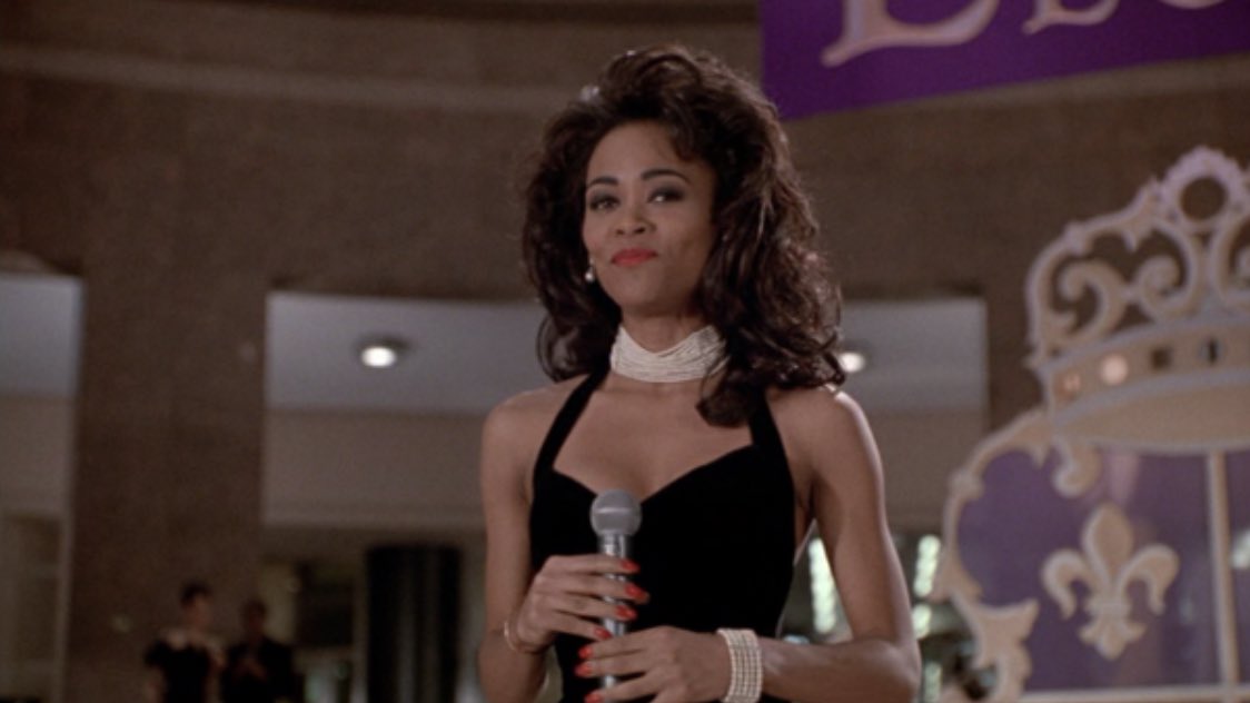 Francine Jamison-Tanchuck really captured the sleek, structured power dressing of corporate 90’s in Boomerang — Jacqueline’s looks were of the moment, forward + timeless all at the same time. Feminine. Soft but not fragile.We Stan Black costume designers for Black films.