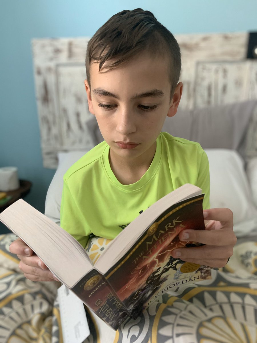 BrendaStein06's tweet photo. Happy Librarian Appreciation Day to the librarian who inspires children to get hooked on books! Mrs. Schmidt, we are so thankful to have you in our lives! Letβs show Mrs. Schmidt some virtual love! @TWELibraryLady @TWEHowl #twepta #twepride https://t.co/Y9YqPYSAom