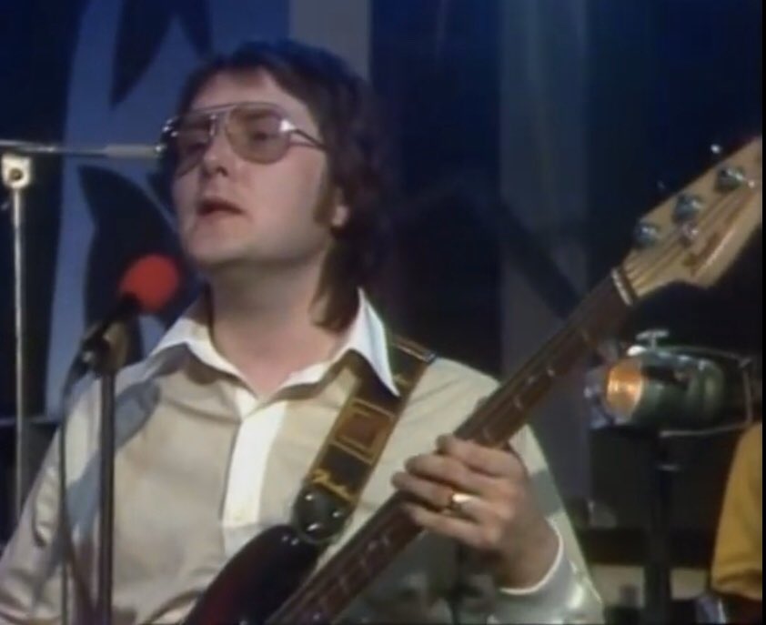           Happy Birthday Gerry Rafferty Baker Street 
 
