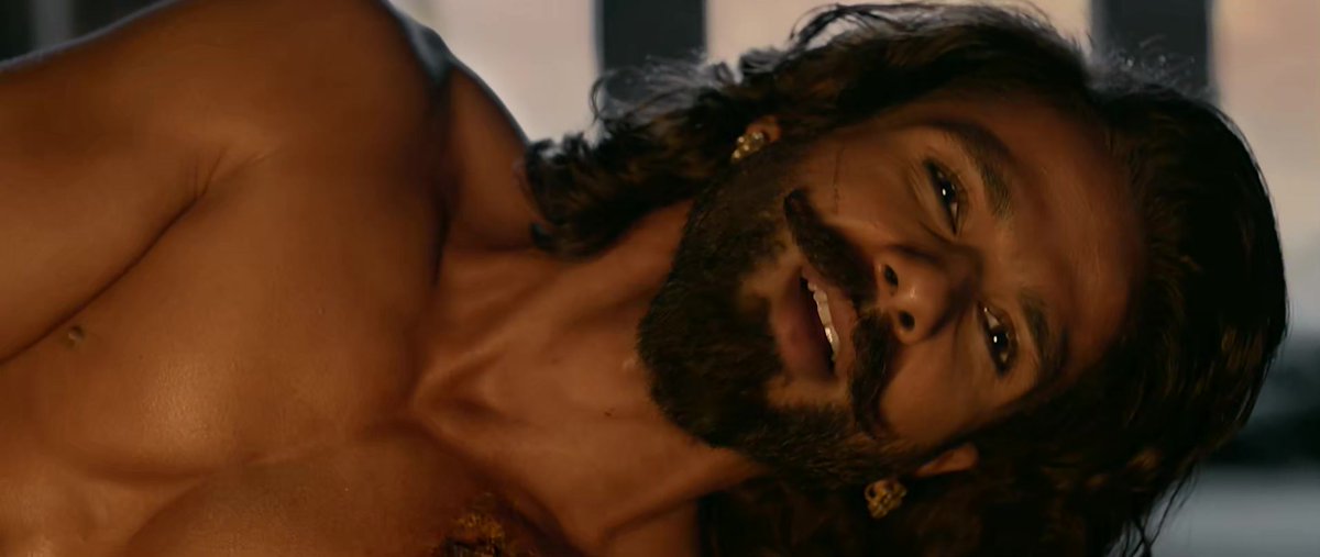  #Padmaavat I always wanted to see him play a King. He played his part exceptionally well, One can easily get fascinated by the way he speaks through is eyes. He was so Charismatic & flawless as Maharawal Ratan Singh but he didn't get enough appreciation for his magical portrayal