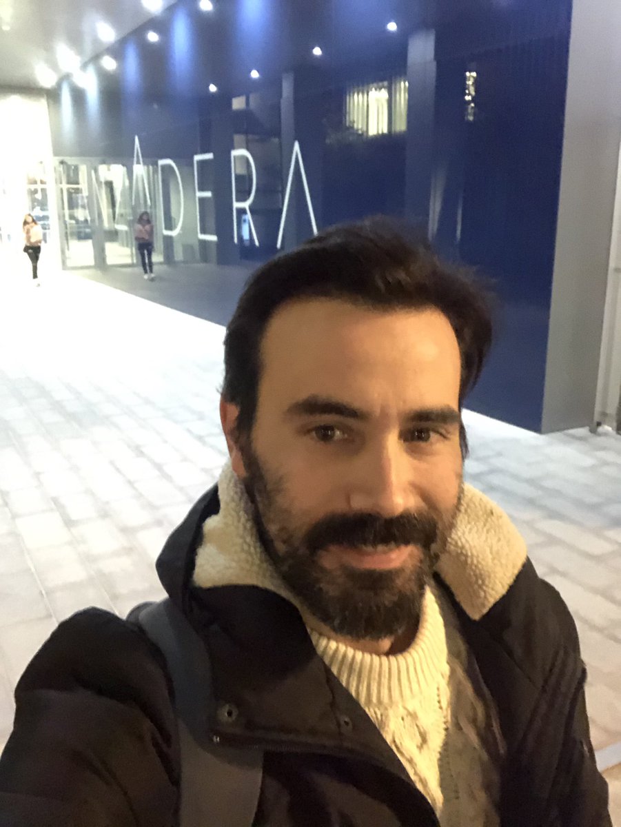 Pues hoy hace un año que volví a <a href="/lanzaderaes/">Lanzadera</a>, esta vez como parte del equipo. Ha sido un año brutal, muchas gracias a <a href="/jimenezmarcoj/">Javier Jiménez Marco</a> por dejarme ser parte de todo esto y a <a href="/anaGimenez85/">Ana Giménez</a> por tantas cosas que no se pueden ni enumerar. Esto acaba de empezar 🚀