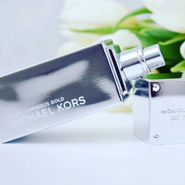michael kors perfume silver bottle