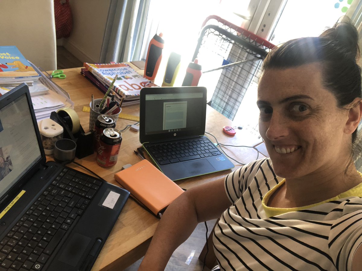 Charlie_Haigh's tweet photo. Using our time wisely 💪🏐 @dart_netball Club Safeguard training for all the coaches and team managers 🙌 
@wessexcoacheducation
@ukcoaching
@TheCPSU https://t.co/A1Yxnapp3j