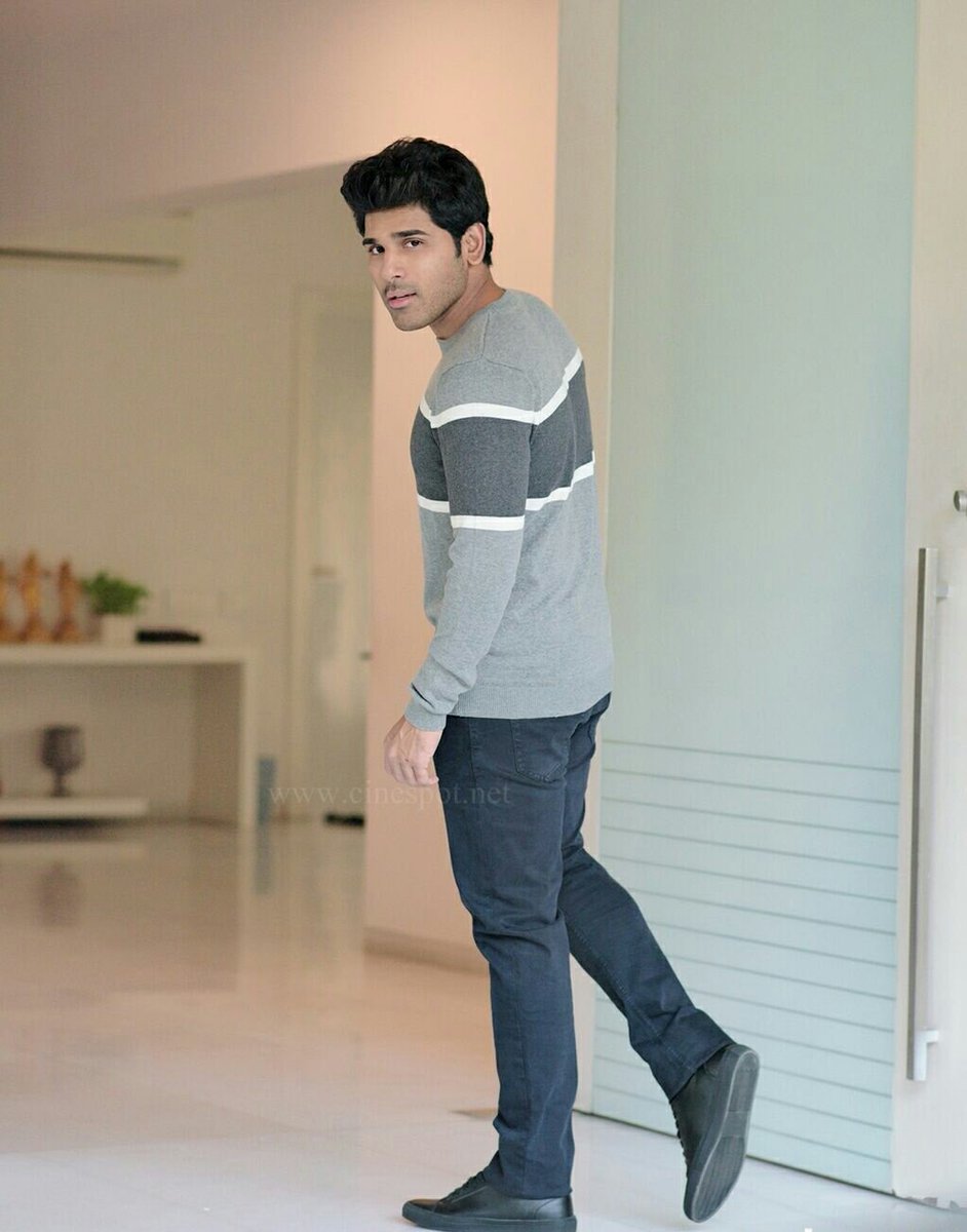 <a href="/LakshmiManchu/">Manchu Lakshmi Prasanna</a> Great Job <a href="/AlluSirish/">Allu Sirish</a> Sir 🙏👏👏  <a href="/pnavdeep26/">Navdeep</a> <a href="/LakshmiManchu/">Manchu Lakshmi Prasanna</a> Garu All Your Support To GHMC Sanitizing People ❤ #TelanganaFightsCorona #GHMC #Covid19India Please Every One Donated As Much As You!